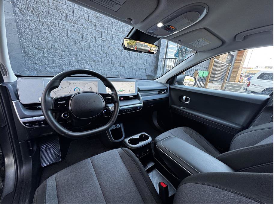 Used 2024 Hyundai Ioniq 5 SEL AWD/4WD image 2