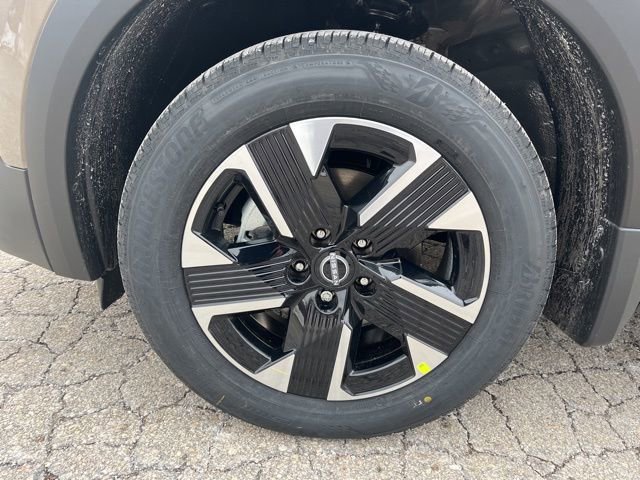 New 2026 Nissan Kicks SV w/ SV Premium Package image 30