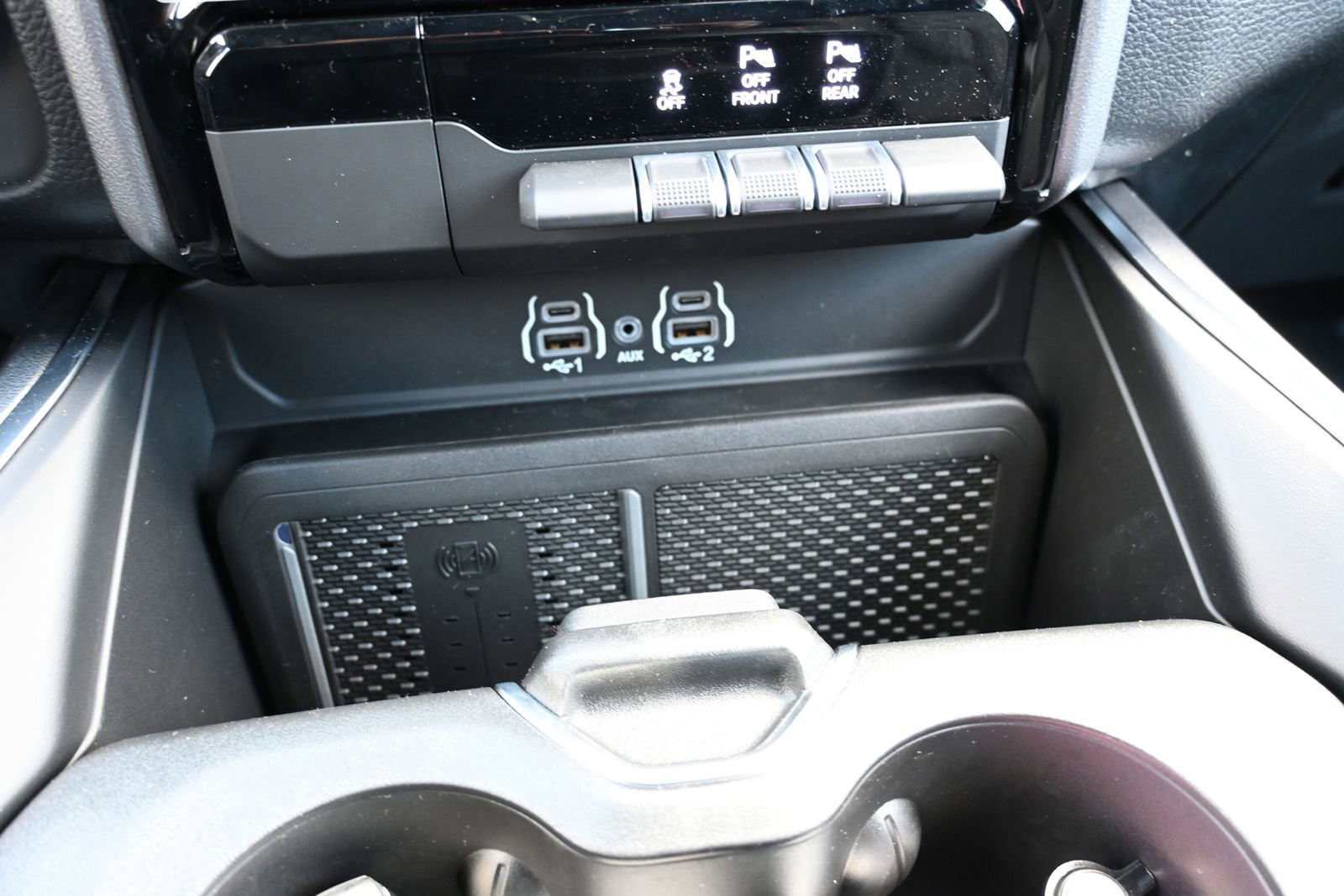 New 2026 RAM 1500 Big Horn AWD/4WD image 14
