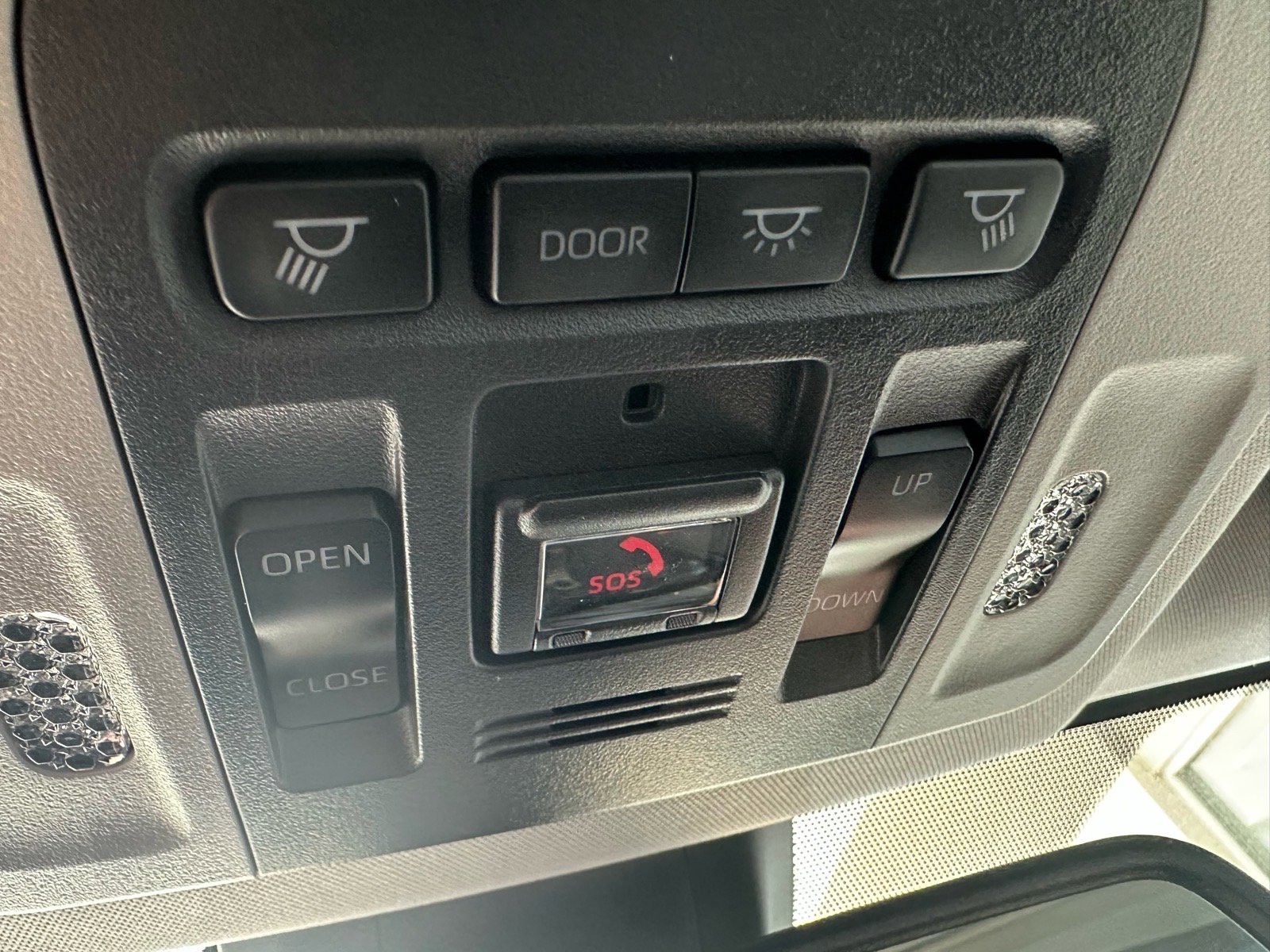 Used 2023 Toyota Camry SE w/ Convenience Package FWD image 40