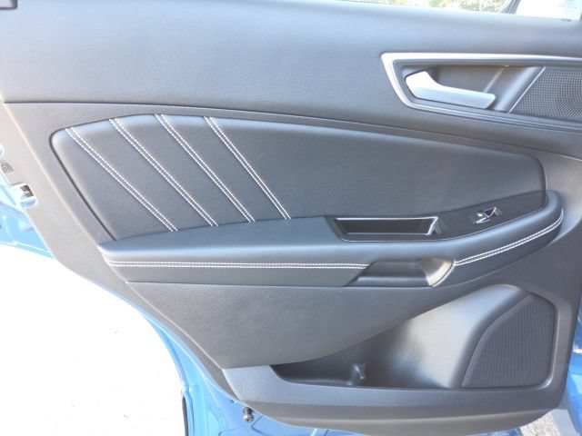 Used 2019 Ford Edge ST w/ Equipment Group 401A AWD/4WD image 26