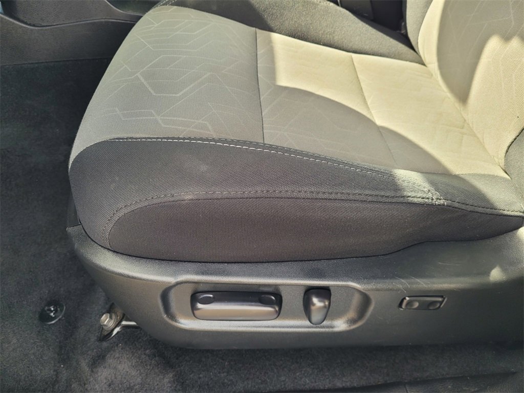 Used 2023 Toyota Tacoma TRD Off-Road image 27