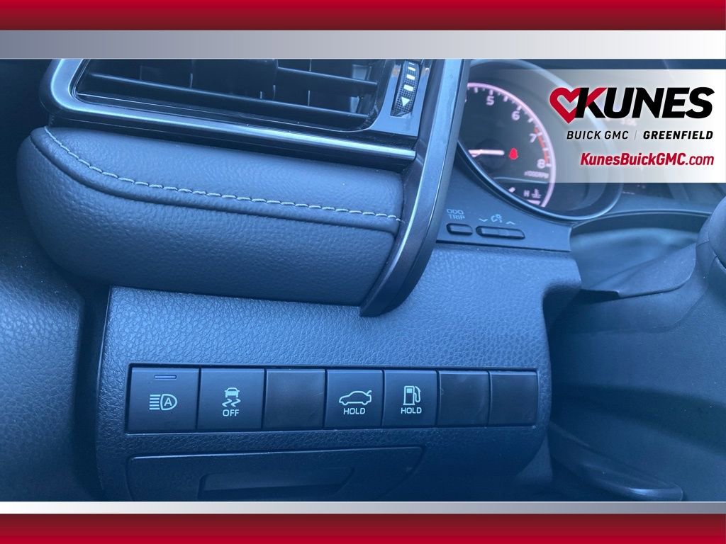 Used 2024 Toyota Camry SE image 31