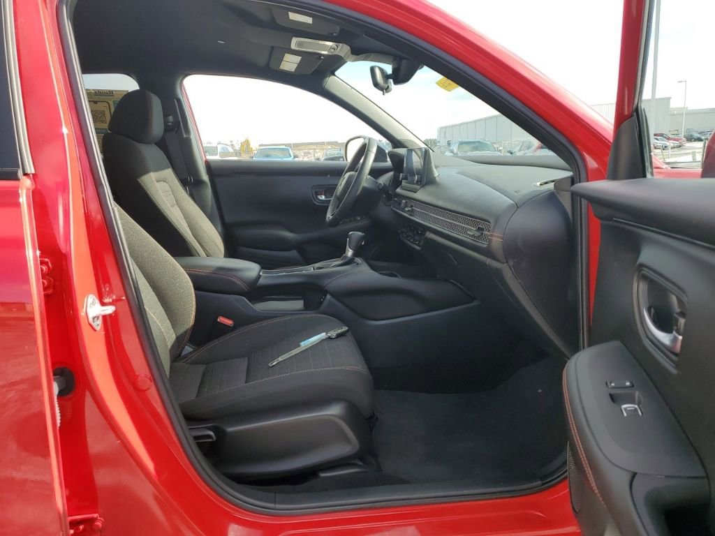 Used 2024 Honda HR-V Sport image 34