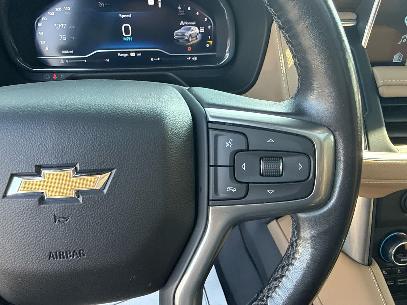 Used 2022 Chevrolet Suburban Premier AWD/4WD image 19