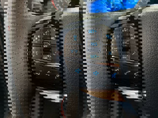 Used 2025 Ford Explorer ST-Line image 20