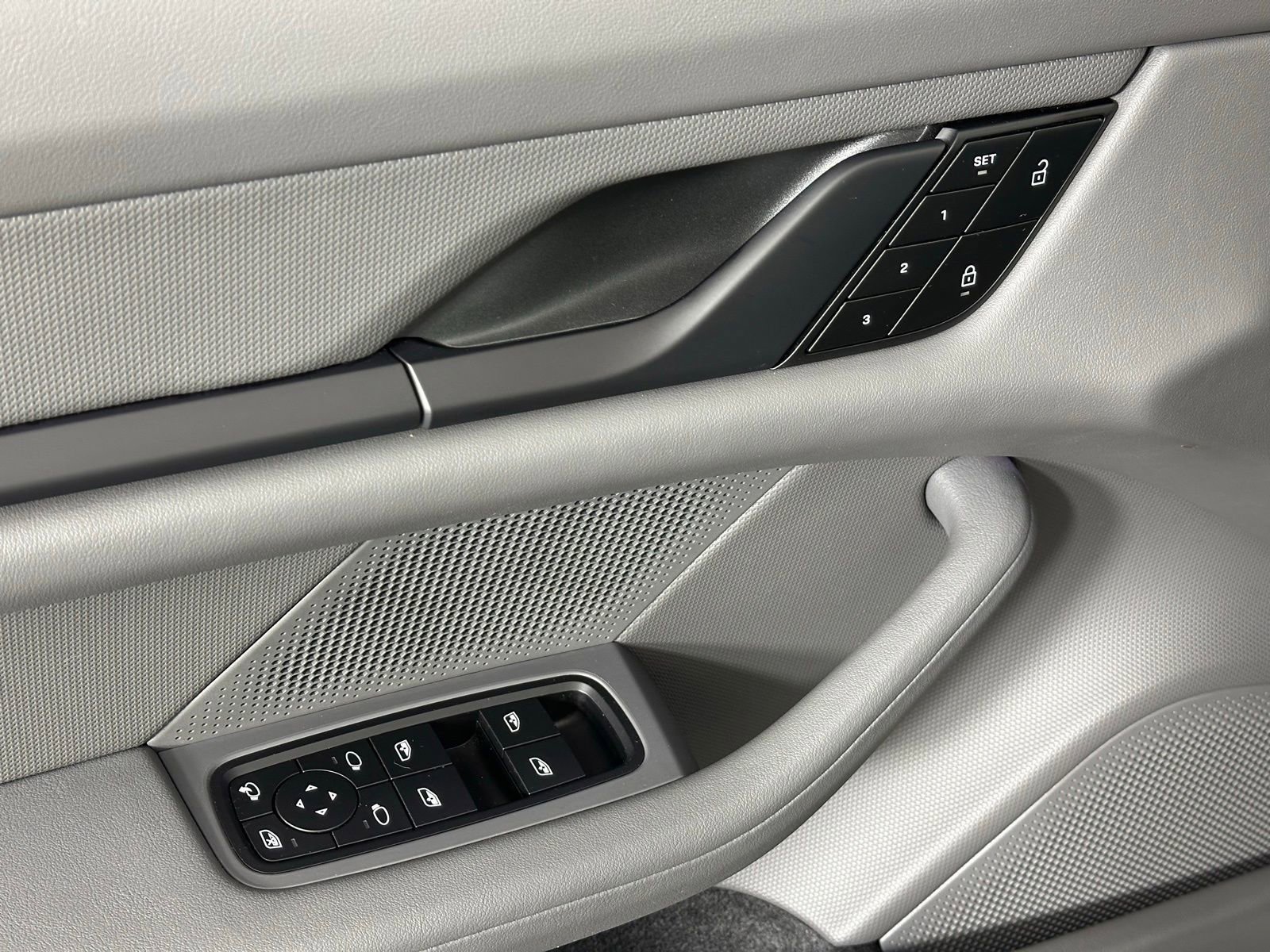 Used 2023 Porsche Taycan w/ Premium Package image 37