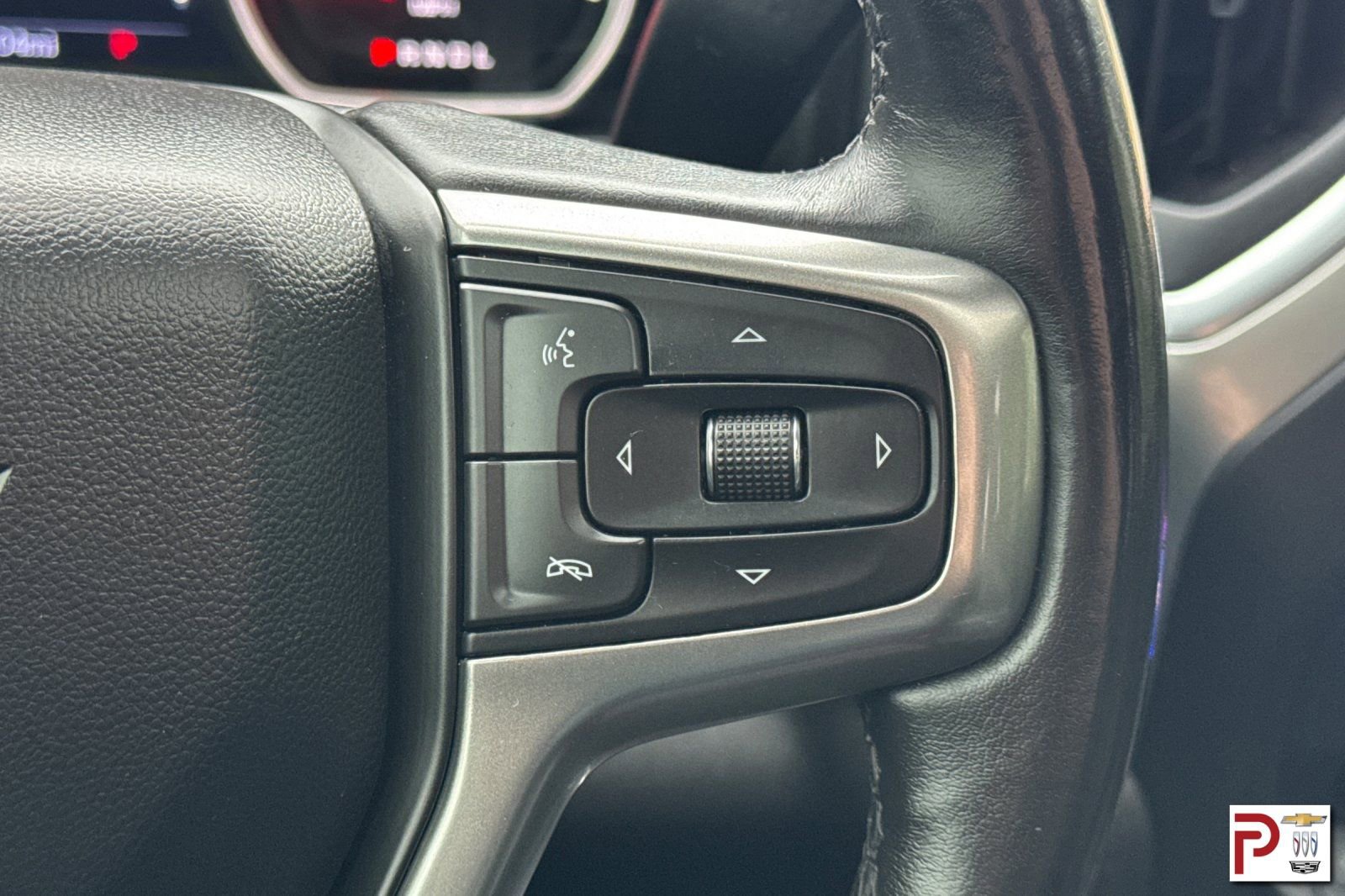 Used 2021 Chevrolet Silverado 1500 LTZ w/ Technology Package AWD/4WD image 28