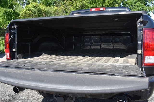 Used 2017 RAM 1500 Express w/ Black Ram 1500 Express Group AWD/4WD image 18
