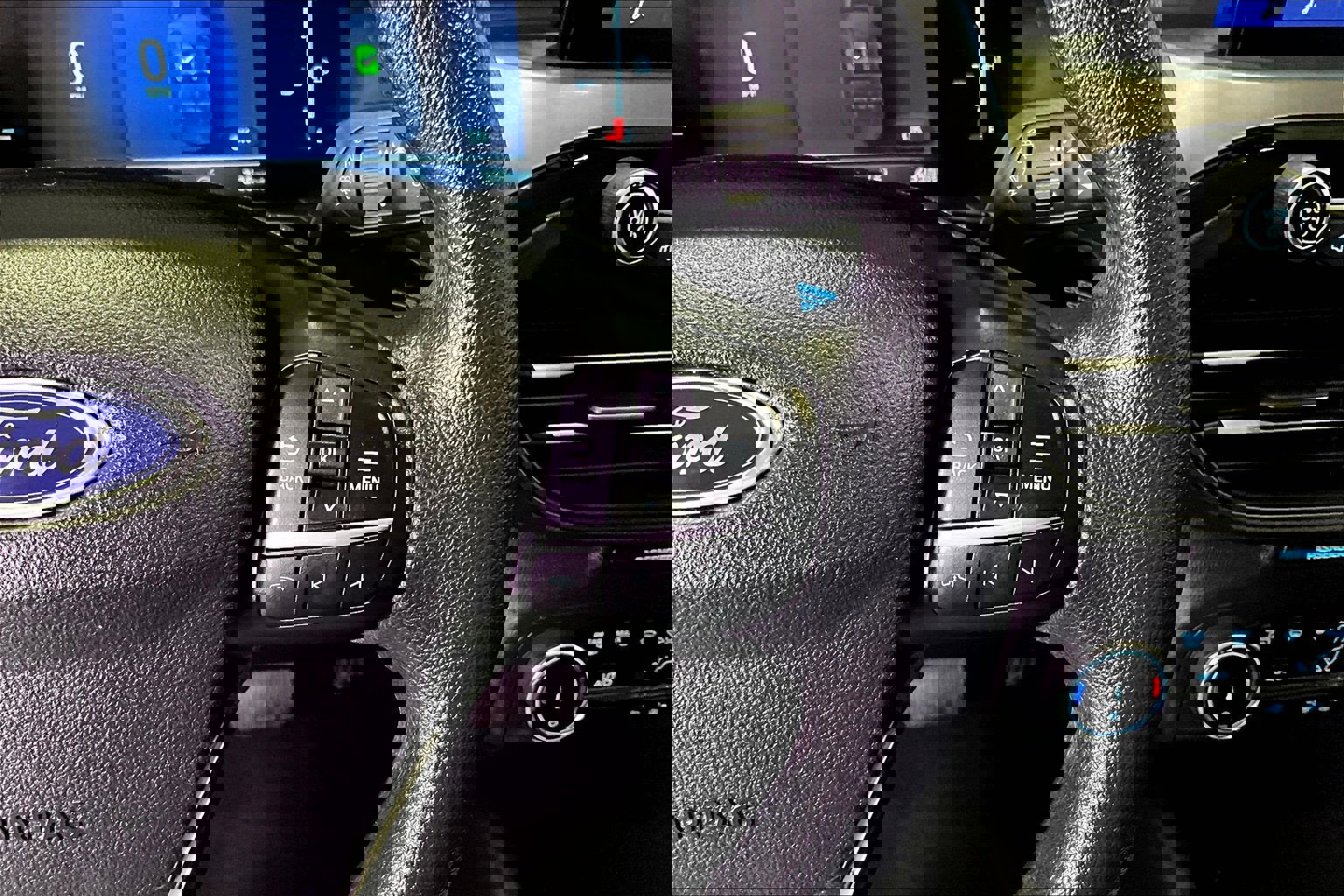 Used 2025 Ford Escape Active image 12