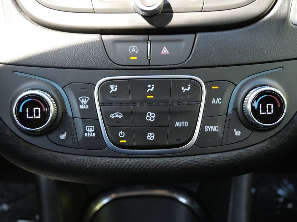 Used 2024 Chevrolet Malibu LT FWD image 24