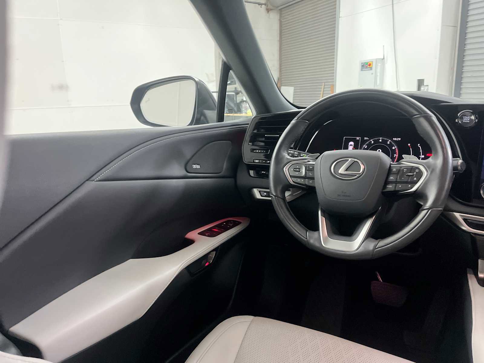 Used 2023 Lexus RX 350 AWD image 15
