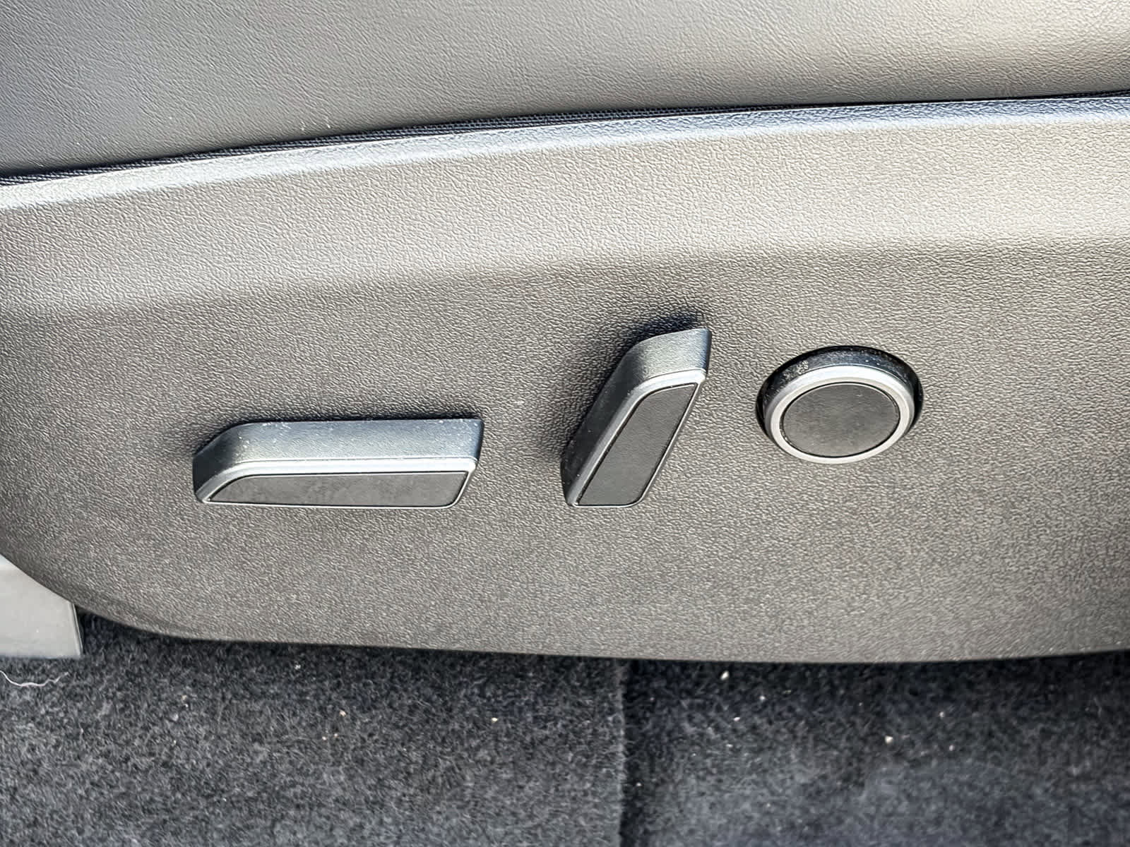 Used 2022 Tesla Model Y Performance AWD/4WD image 20