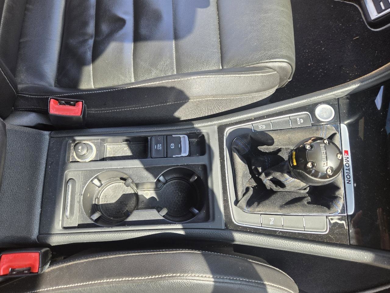 Used 2016 Volkswagen Golf 4-Door AWD/4WD image 16
