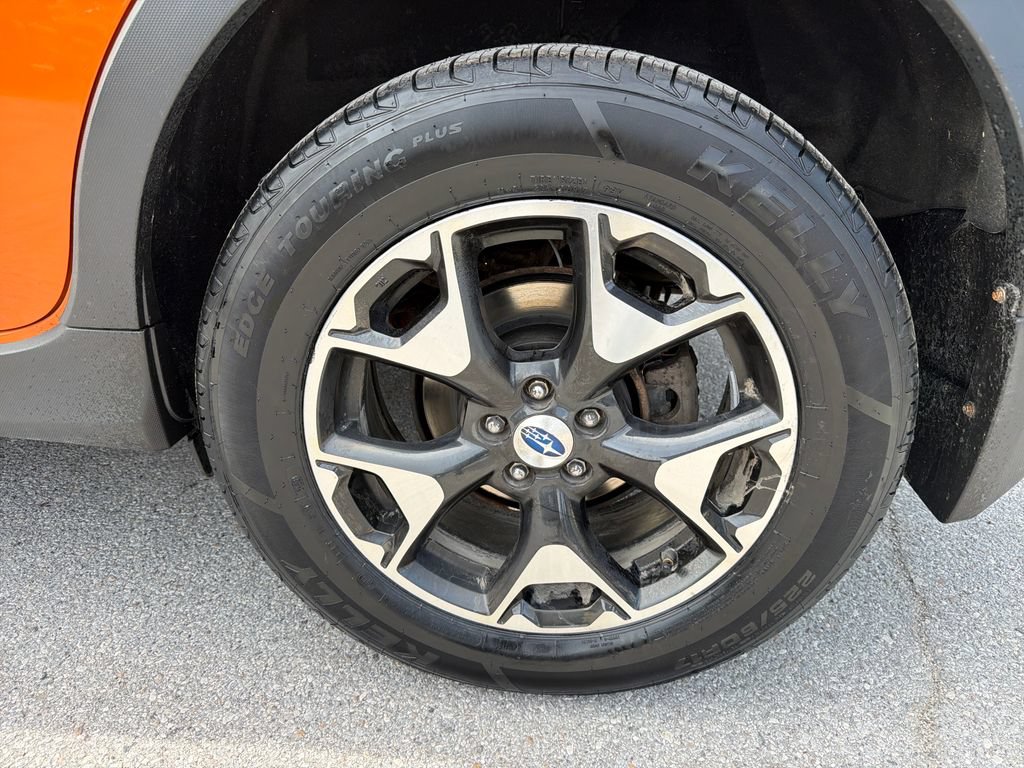 Used 2018 Subaru Crosstrek 2.0i Premium AWD/4WD image 9