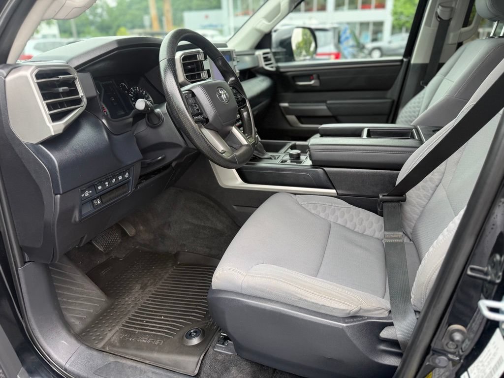 Used 2024 Toyota Tundra SR5 w/ SR5 Convenience Package AWD/4WD image 14