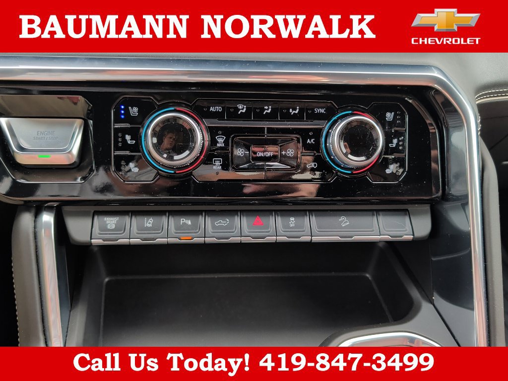 Used 2025 GMC Sierra 2500 Denali Ultimate AWD/4WD image 29