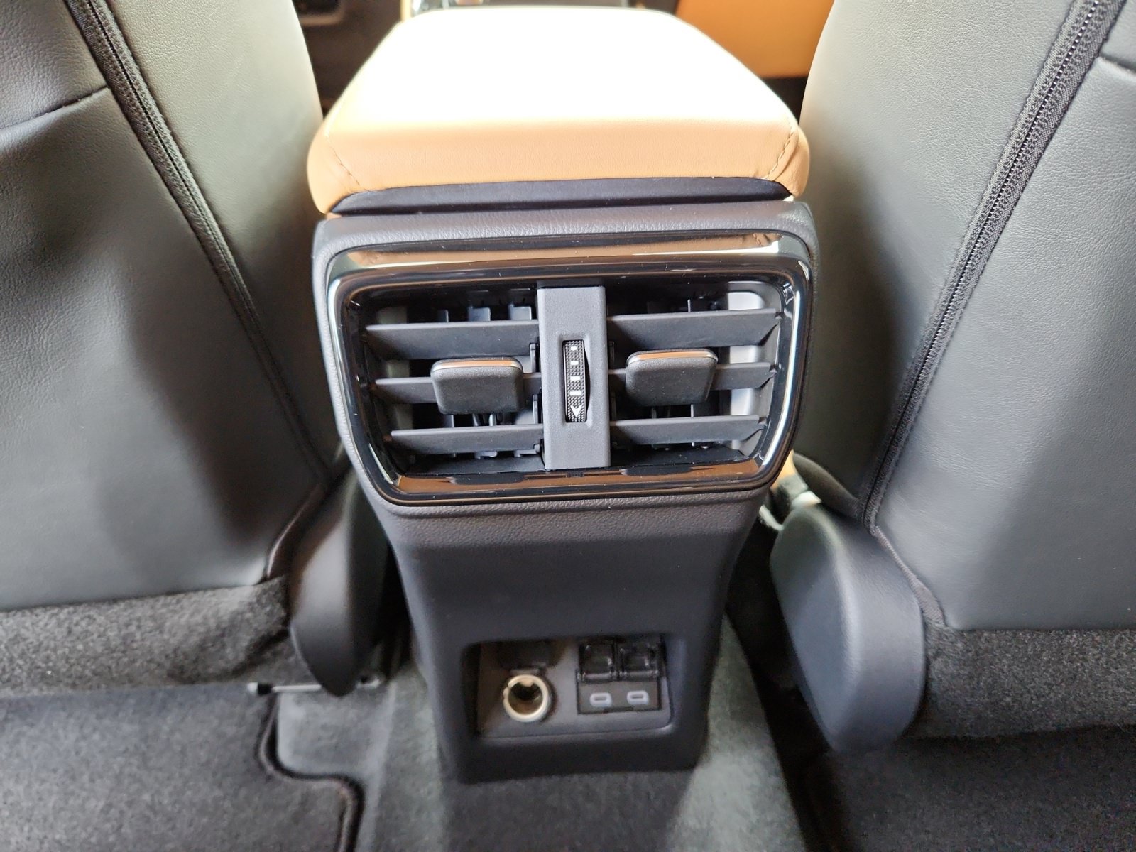 New 2026 Lexus NX 350 AWD w/ Accessory Package (2T) image 18