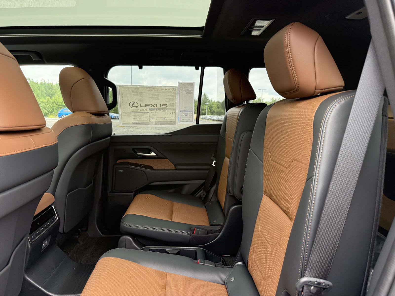 New 2026 Lexus GX 550 w/ Accessory Package (2T) AWD/4WD image 13