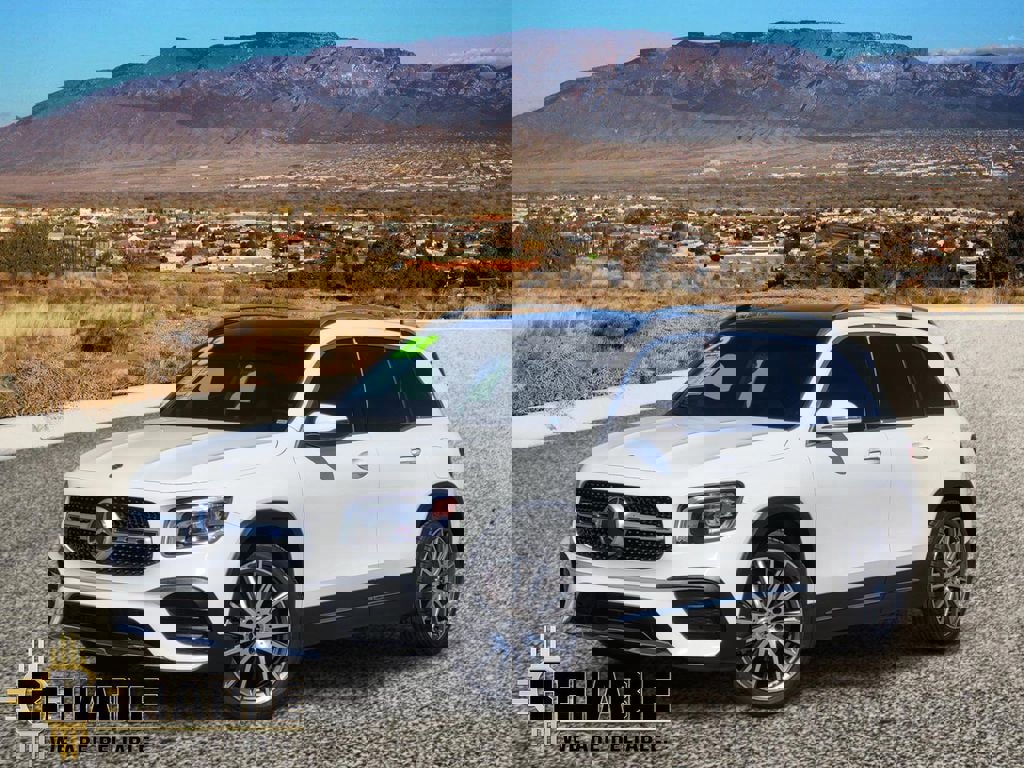 Used 2023 Mercedes-Benz GLB 250 4MATIC image 1