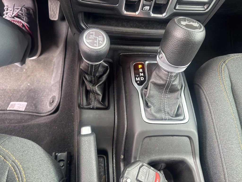 Used 2025 Jeep Wrangler Sahara 4xe image 18