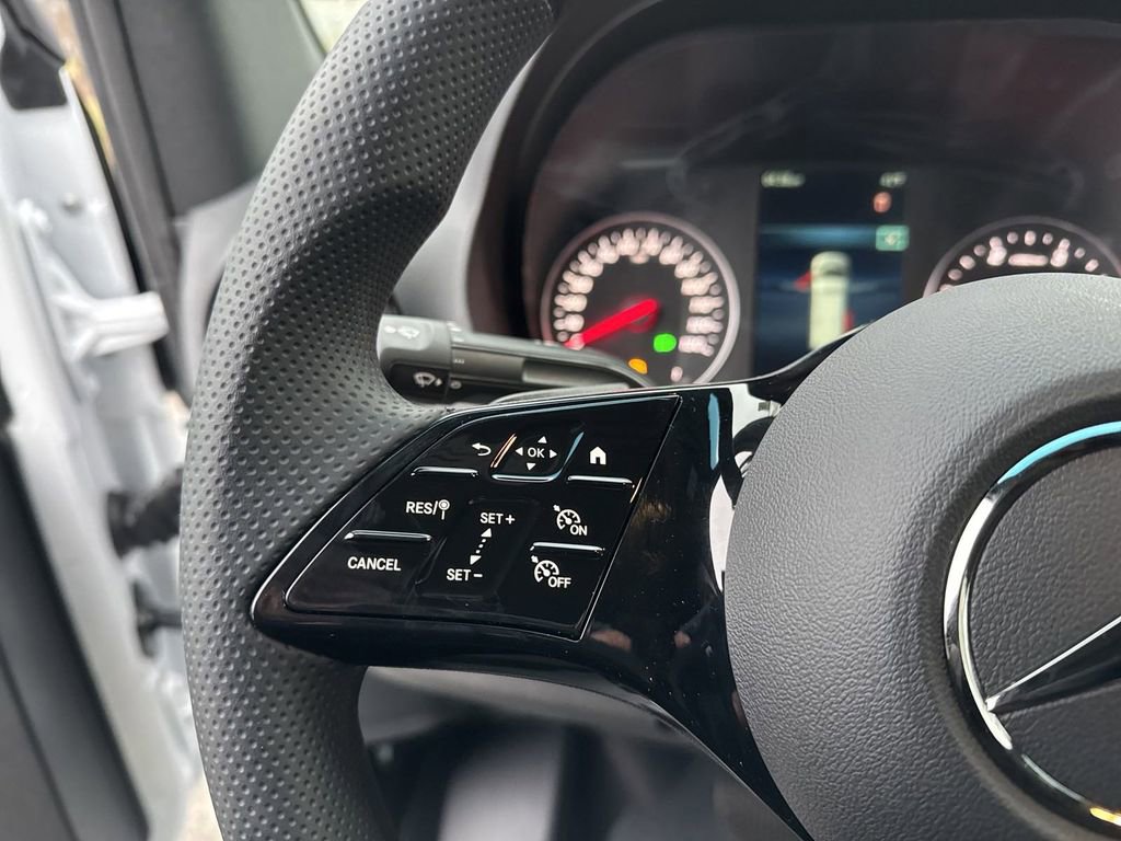 New 2025 Mercedes-Benz Sprinter 2500 image 18