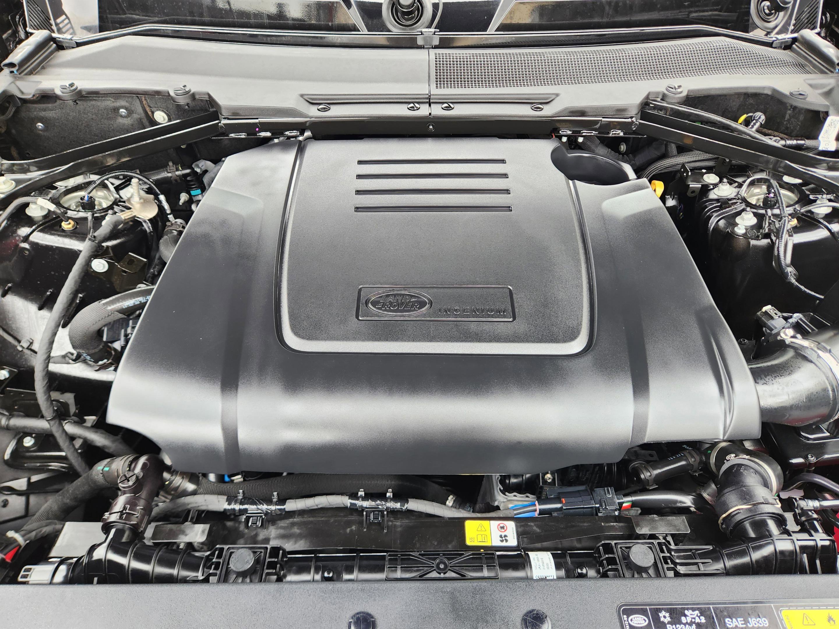 New 2026 Land Rover Defender 110 S AWD/4WD image 25