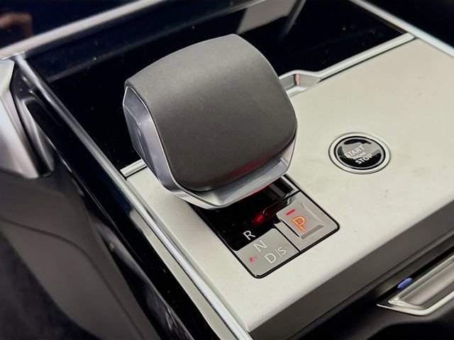 New 2026 Land Rover Range Rover SE image 19