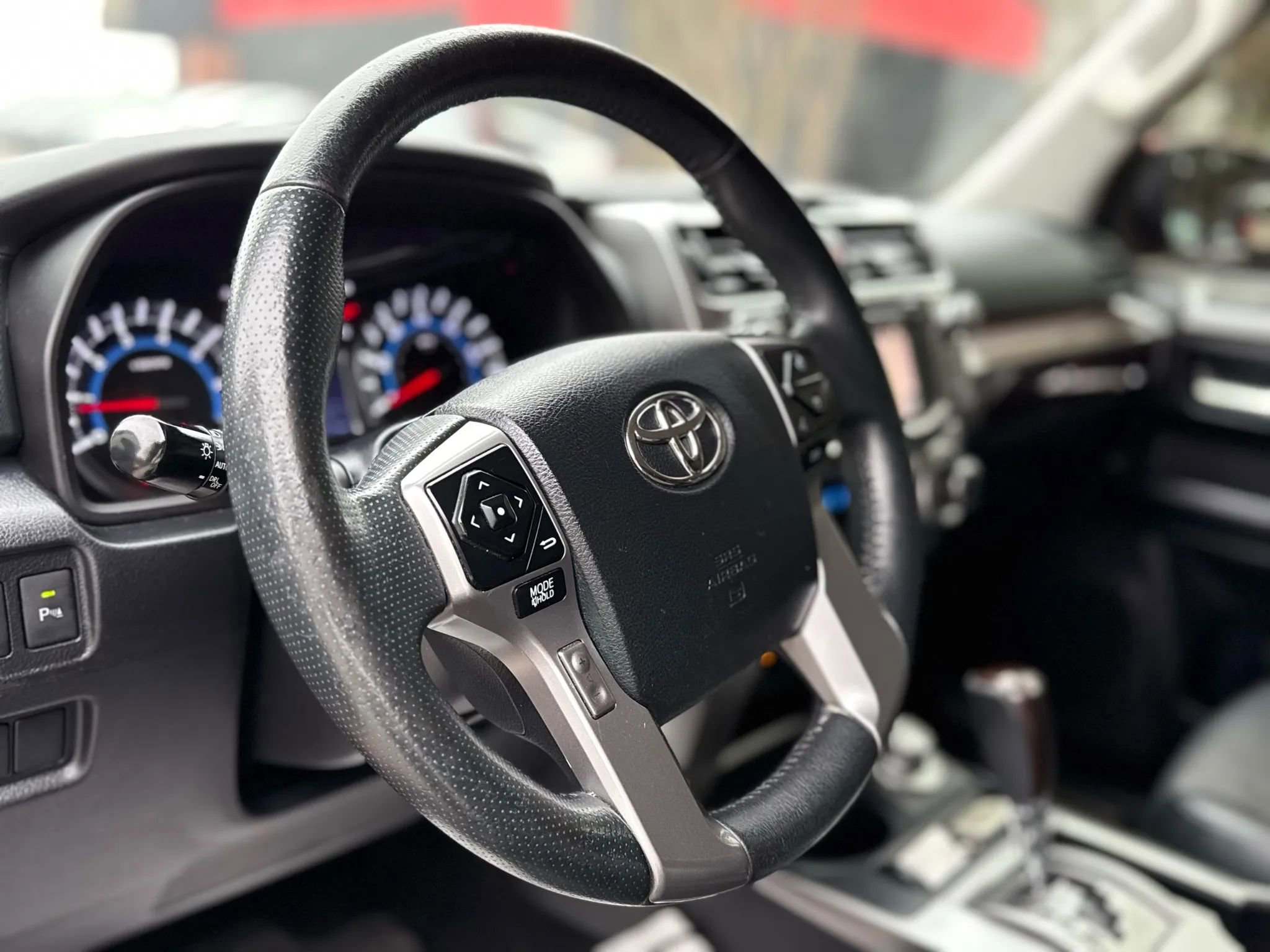 Used 2018 Toyota 4Runner Limited image 14