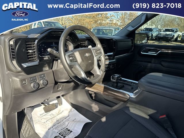 Used 2024 Chevrolet Silverado 1500 RST w/ Z71 Off-Road Package image 18