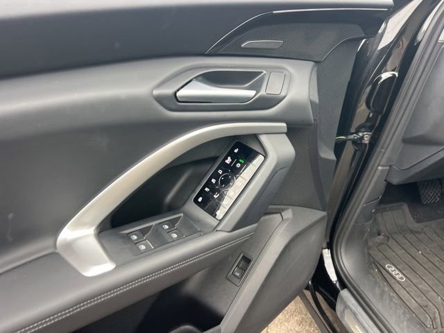 Certified 2025 Audi Q5 Premium Plus w/ Premium Plus image 24