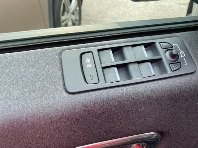 Used 2017 Land Rover Discovery Sport HSE image 8