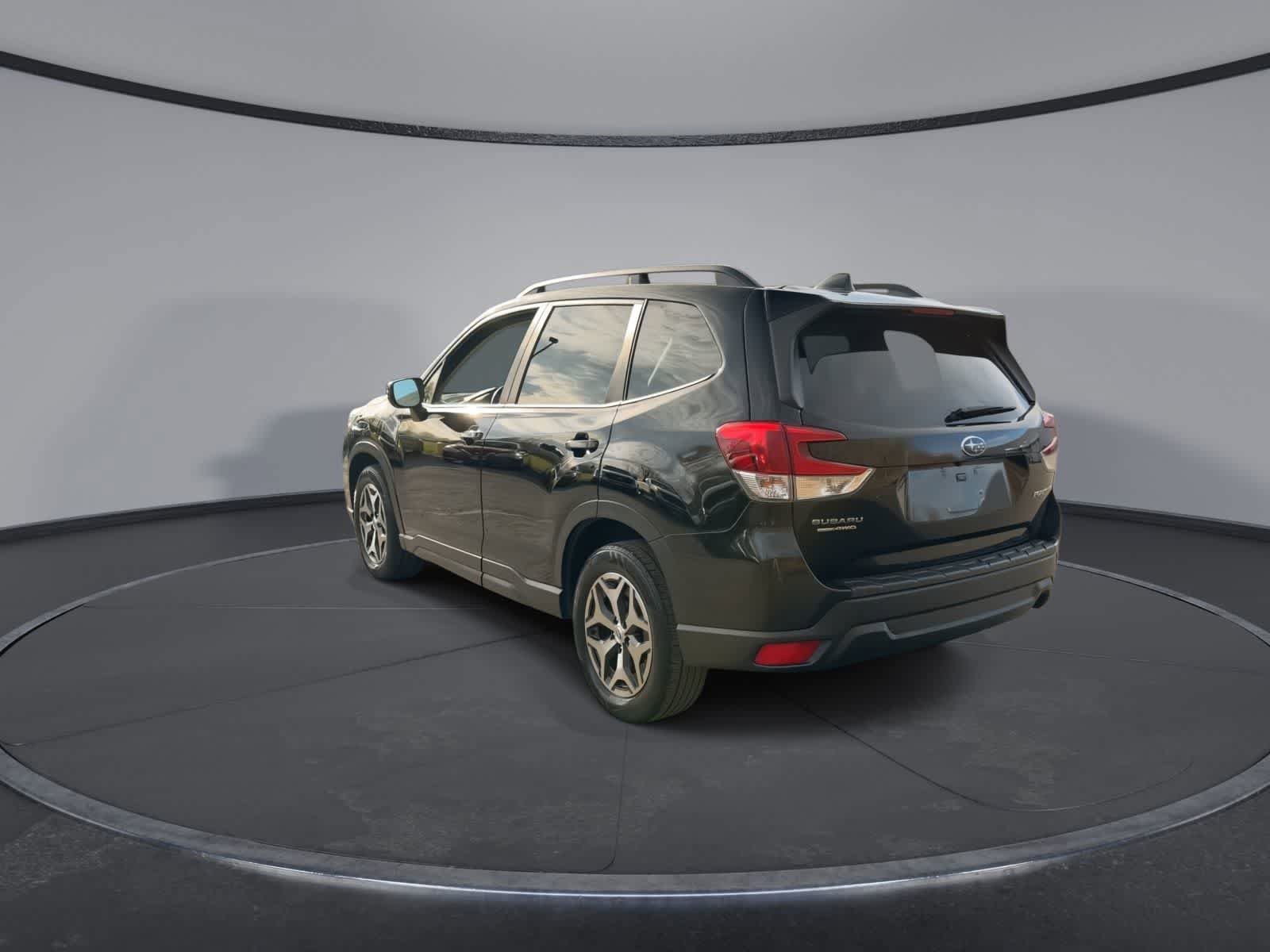 Used 2020 Subaru Forester Premium image 6