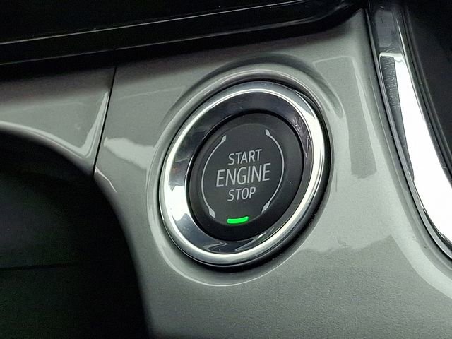 Used 2026 Chevrolet Trax LT w/ Driver Confidence Package image 8