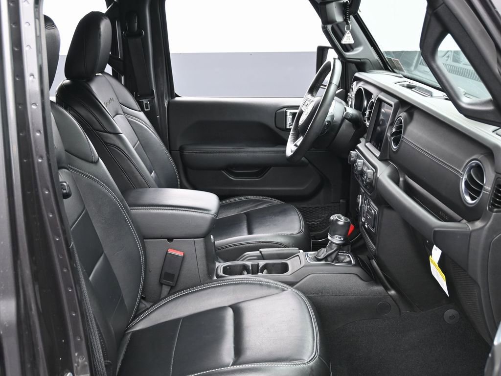 Used 2023 Jeep Wrangler Unlimited Sahara w/ Cold Weather Group image 37