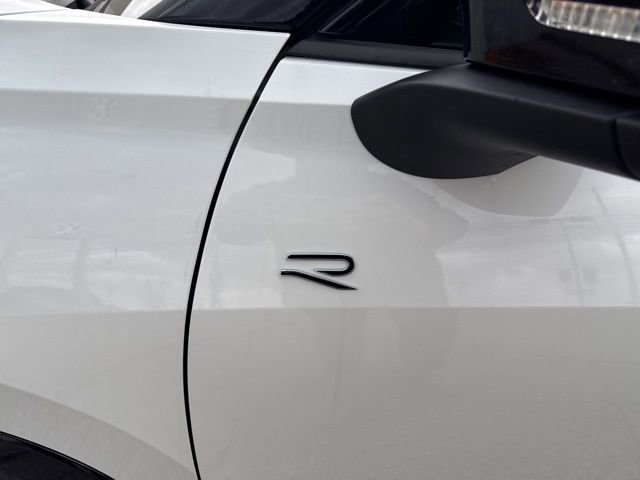 New 2026 Volkswagen Tiguan SE R-Line image 14