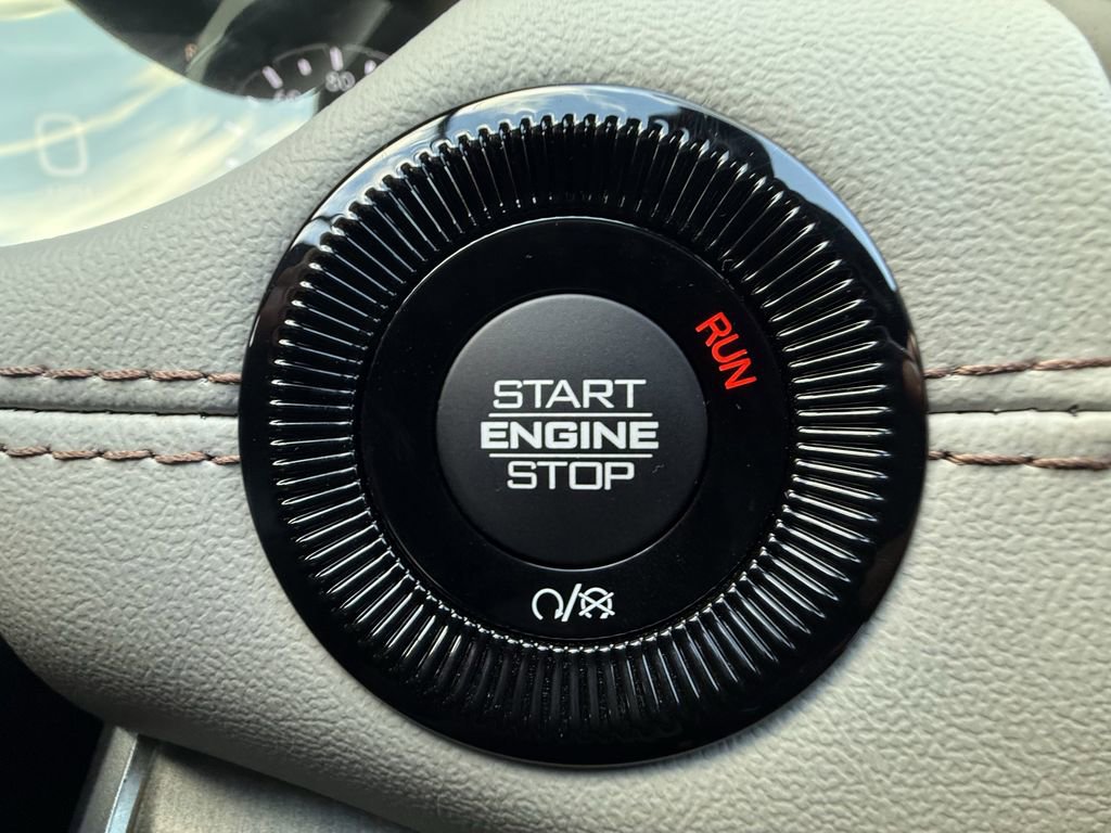 New 2026 Jeep Compass Limited image 27