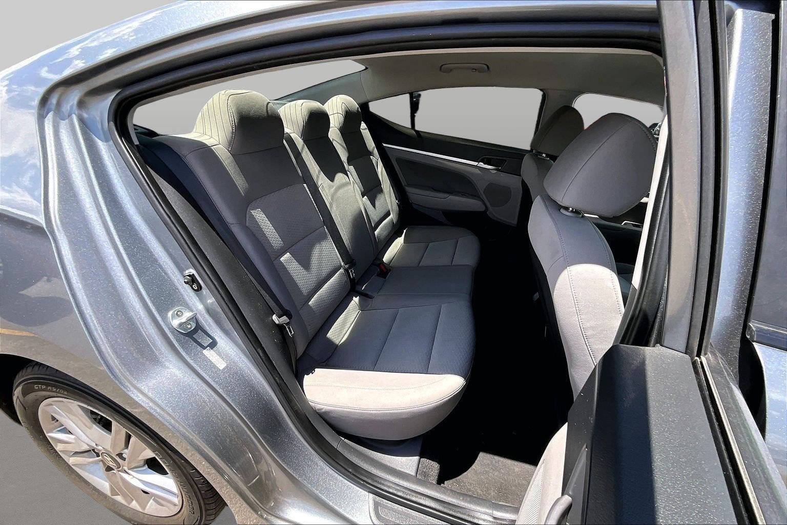 Used 2019 Hyundai Elantra SEL FWD image 25