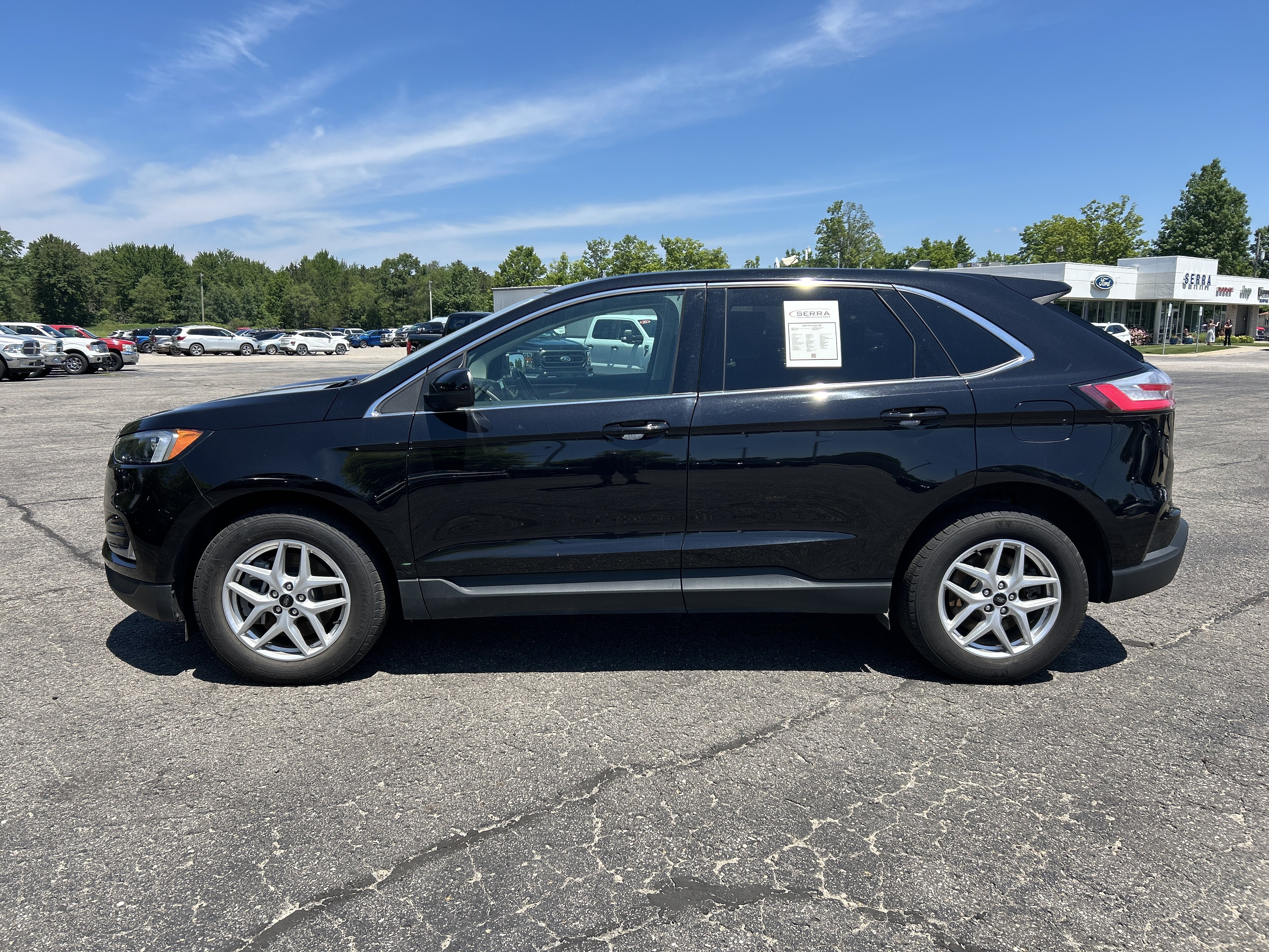 Used 2024 Ford Edge SEL w/ Convenience Package AWD/4WD image 6