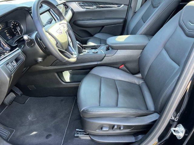 Certified 2024 Cadillac XT6 Premium Luxury AWD/4WD image 19