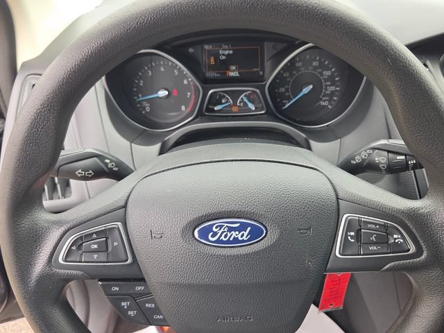 Used 2018 Ford Focus SE FWD image 20