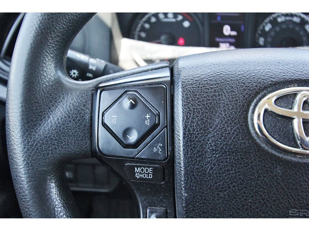 Used 2022 Toyota Tacoma SR AWD/4WD image 10