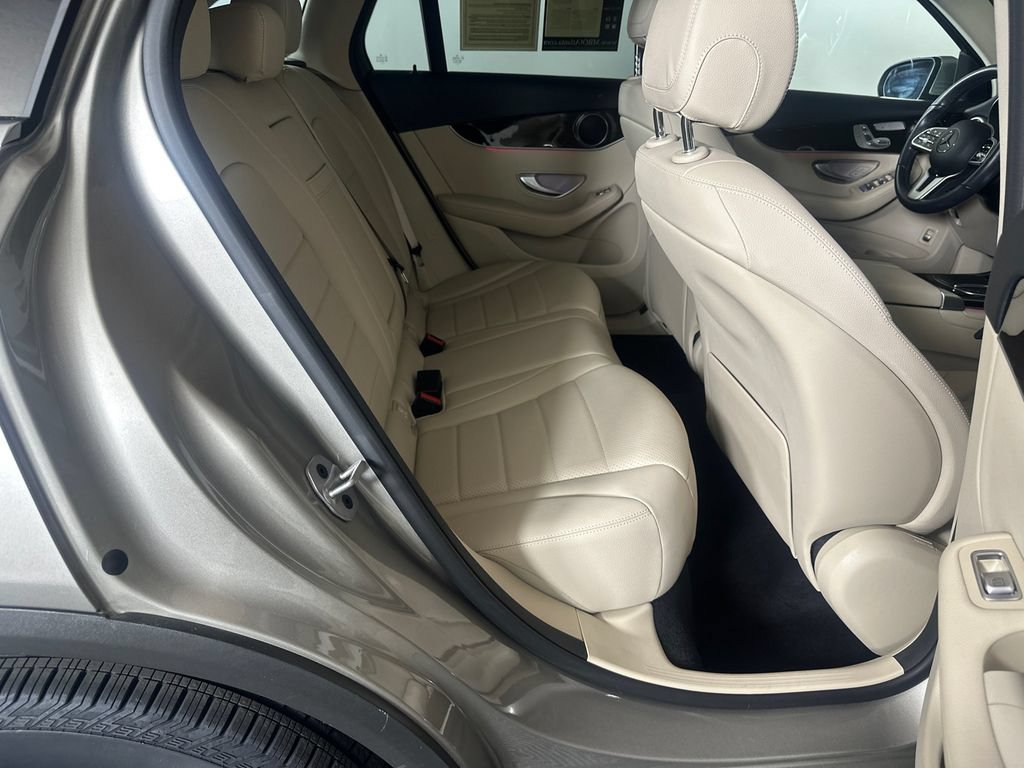 Certified 2022 Mercedes-Benz GLC 300 image 17