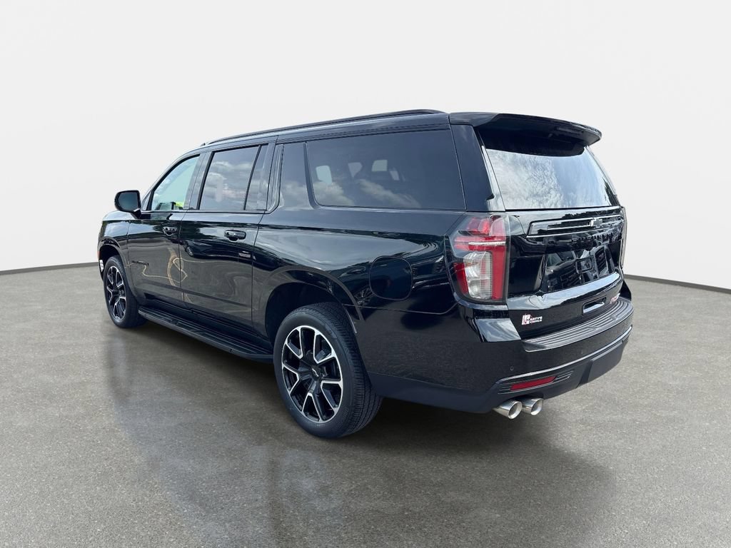 Used 2023 Chevrolet Suburban RST w/ Sport Performance Package AWD/4WD image 6