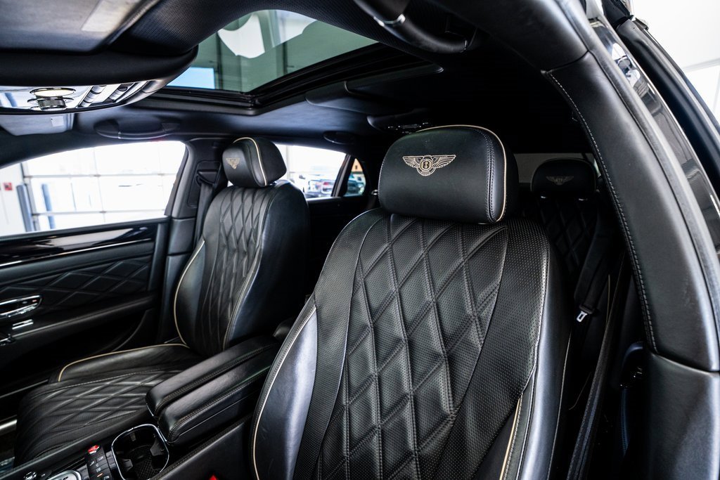 Used 2015 Bentley Flying Spur V8 image 37