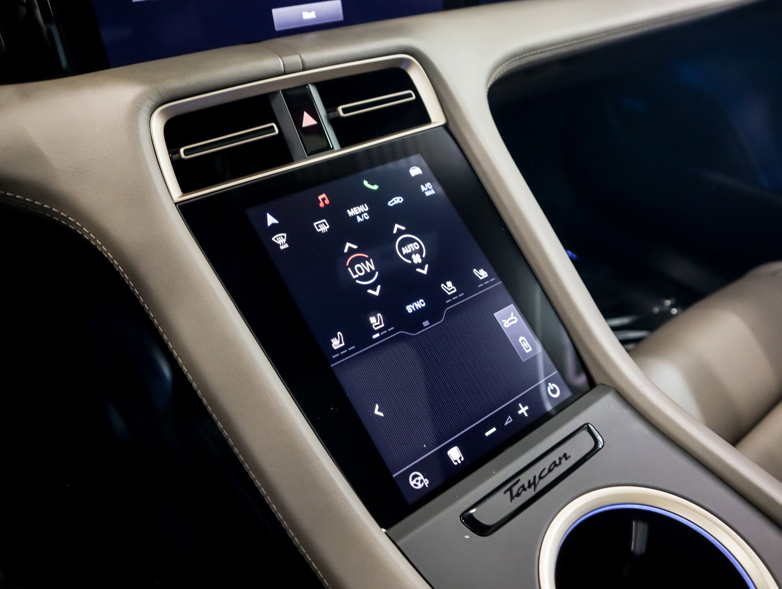 Certified 2023 Porsche Taycan GTS image 15