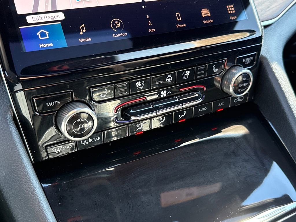 Used 2025 Jeep Grand Cherokee Summit w/ Adv Protech Group IV image 19