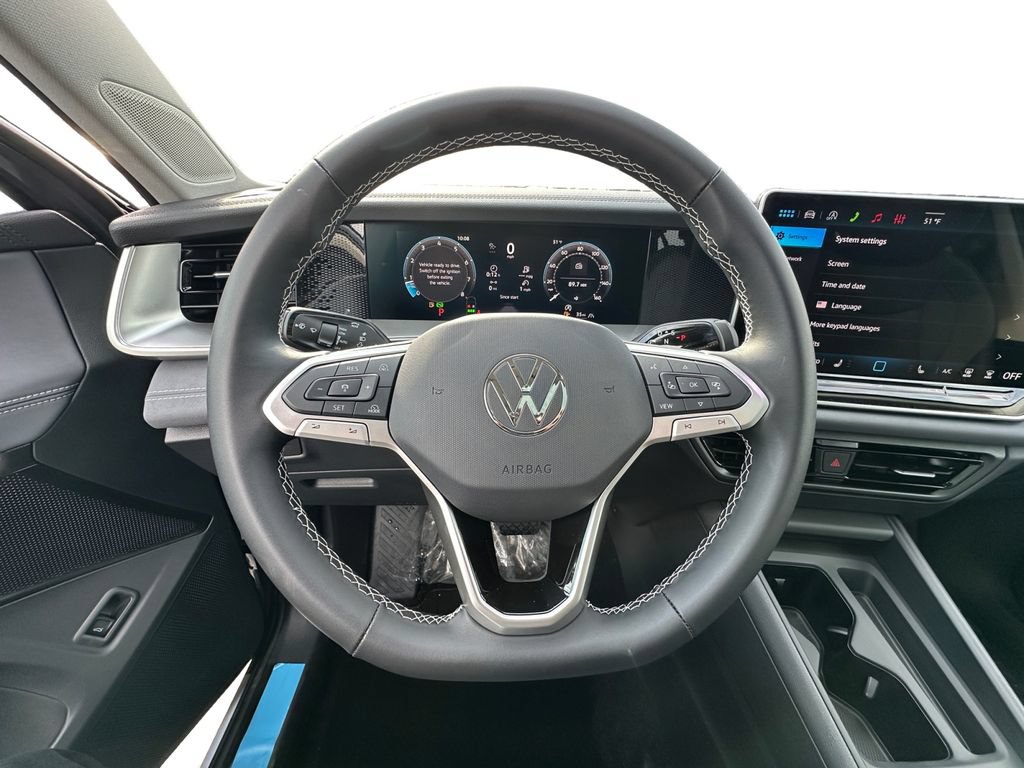 New 2026 Volkswagen Tiguan SE AWD/4WD image 12