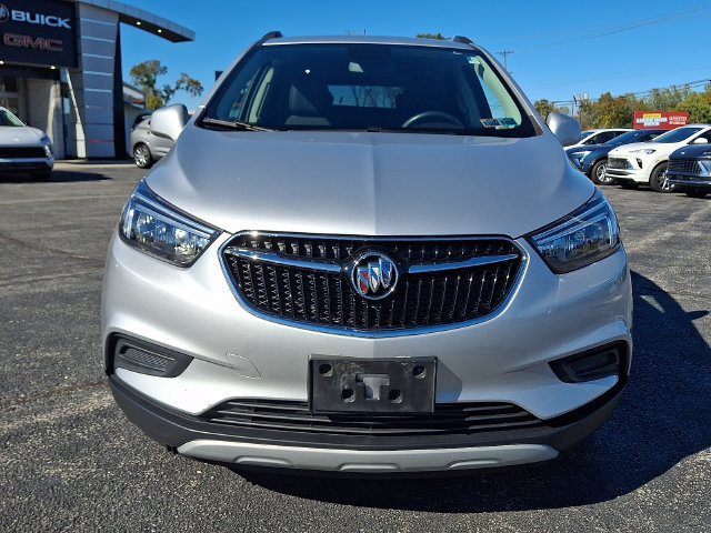 Used 2020 Buick Encore Preferred w/ Safety Package FWD image 2