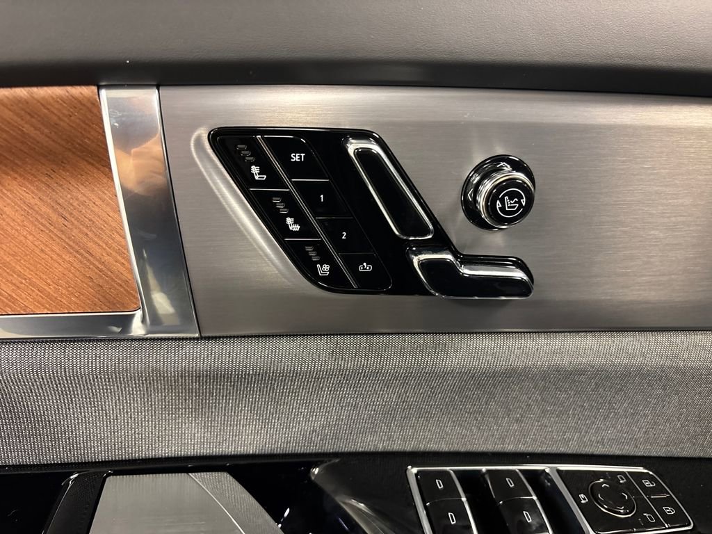 New 2026 Cadillac Vistiq Premium Luxury image 28